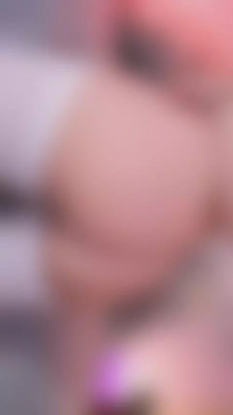 Your energy surrounds me and leaves me wanting to stay there by nicolle-w