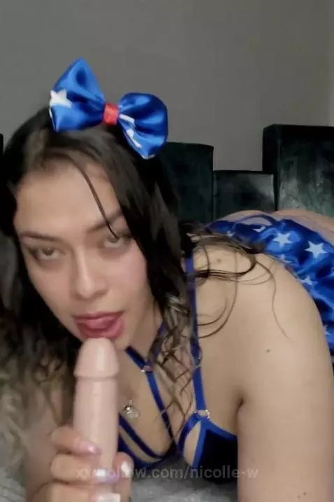 YOU TASTE SO GOOD IN MY MOUTH? WANNA CUM INSIDE? by nicolle-w