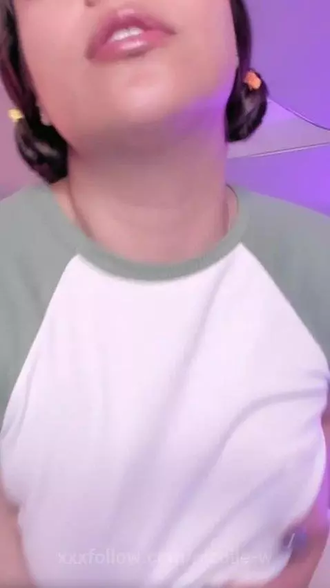 I'm very horny! by nicolle-w