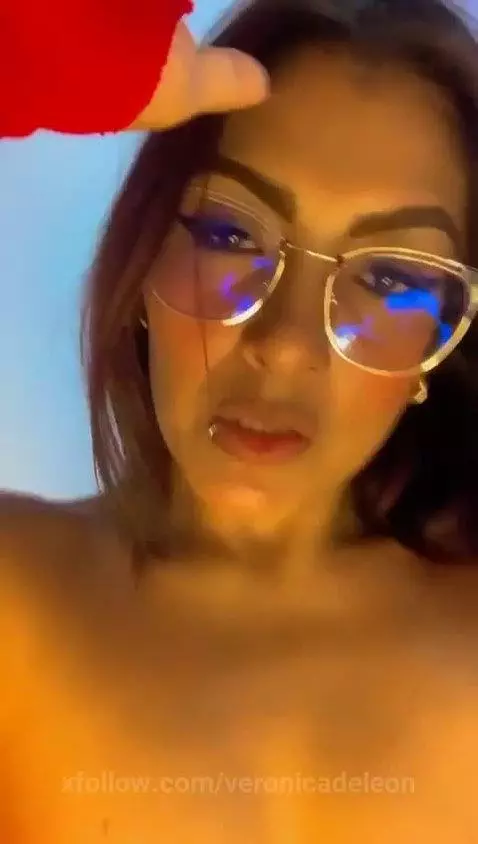 let's have fun! im still online by veronicadeleon