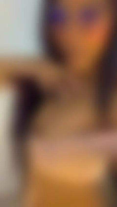 Come and let's play for a while by veronicadeleon