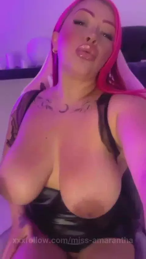 More content on my profile or I'm online, what are you waiti... by miss-amarantha