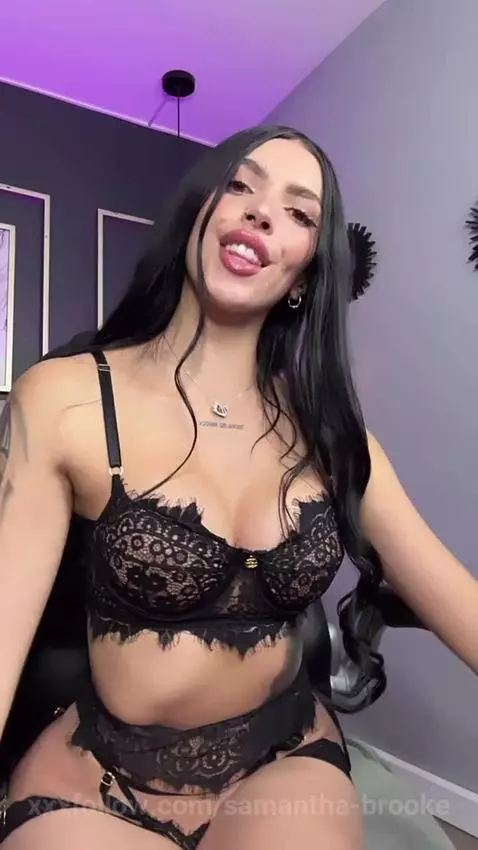 🔥 Topic: Bedtime Temptation 🖤💋 💋 I’m waiting in bed, wrapped... by samantha-brooke