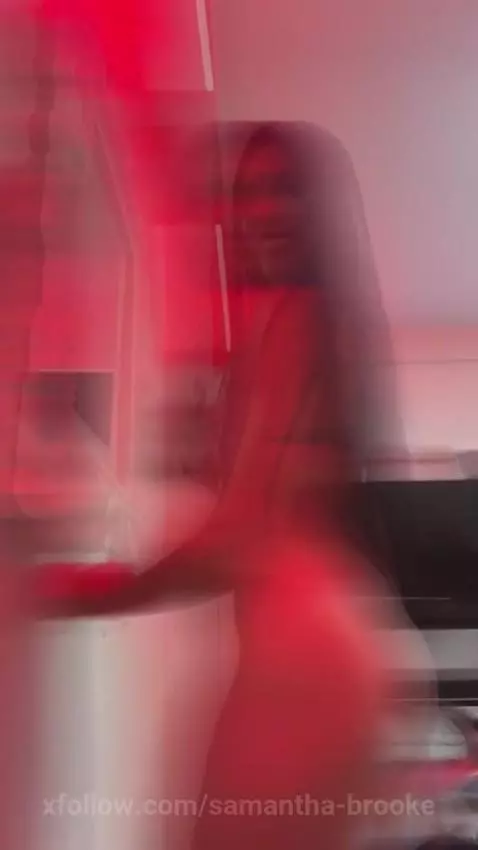 Im back guys ♥ by samantha-brooke