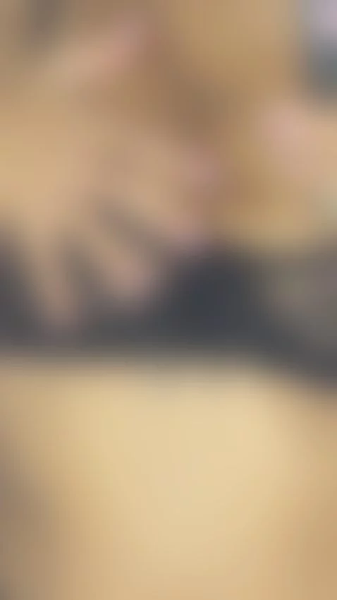 Hoy el negro me luce de maravilla , se me hermoso mi espero ... by andromeeda