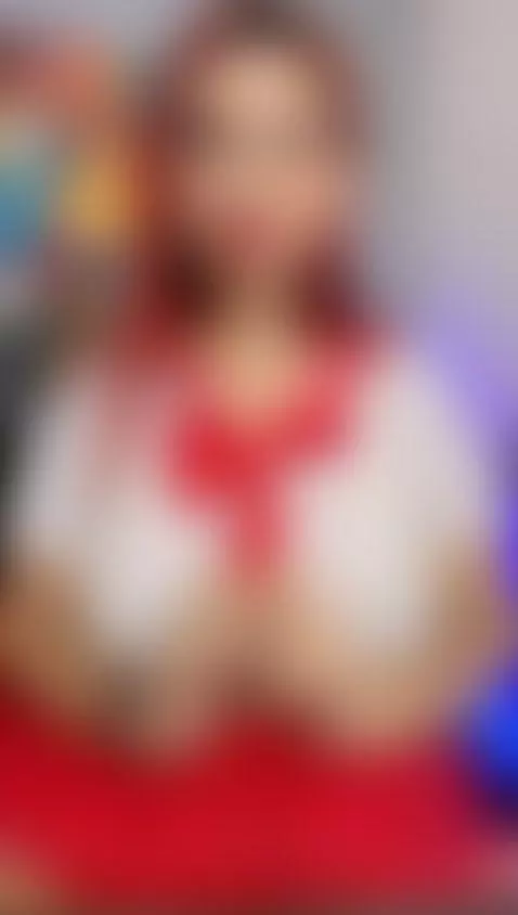 latina, camgirl, bigtits by madelaine-blosson