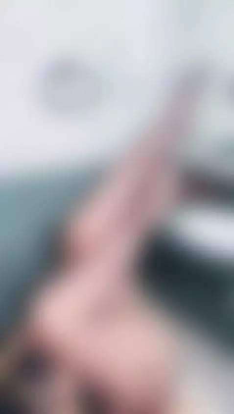 Show feet by madelaine-blosson