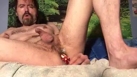 PLAYIN WITH MY SCREWDRIVER by oneinchlol