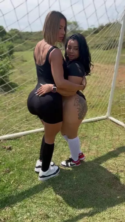 Do you want to see that photoshoot? by melanyshayk