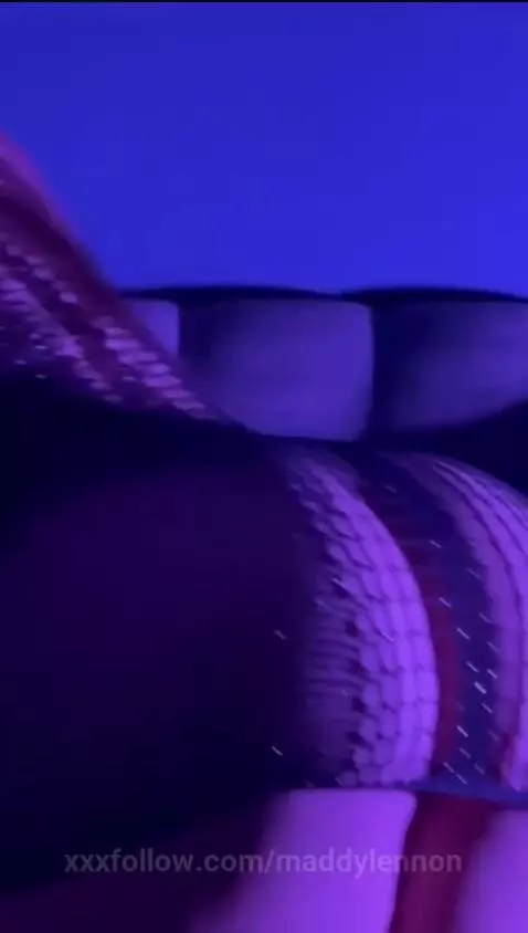 siluets by maddylennon