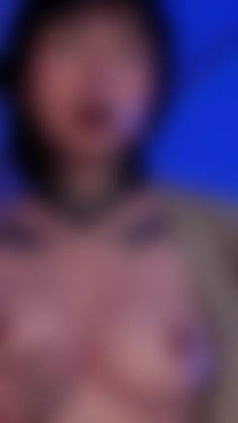 a vampire with nice tits by rose-wilson