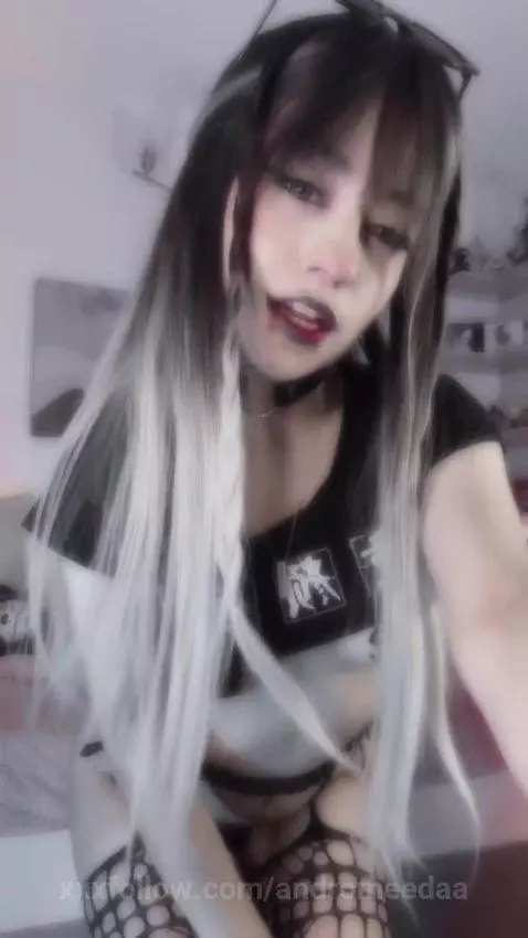 Fill me by andromeedaa