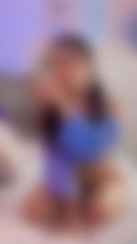 Hello :3 by andromeedaa