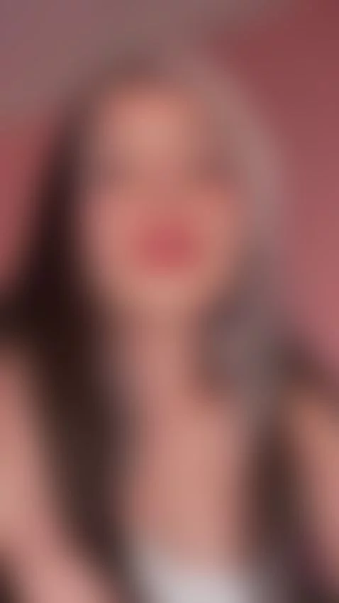 Is hot in here! let's play. by andromeedaa