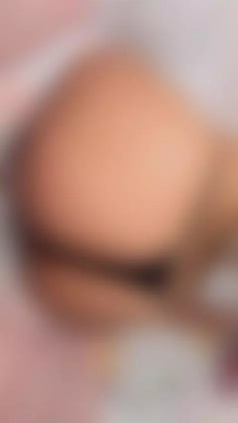 I want you to punish my ass . by andromeedaa