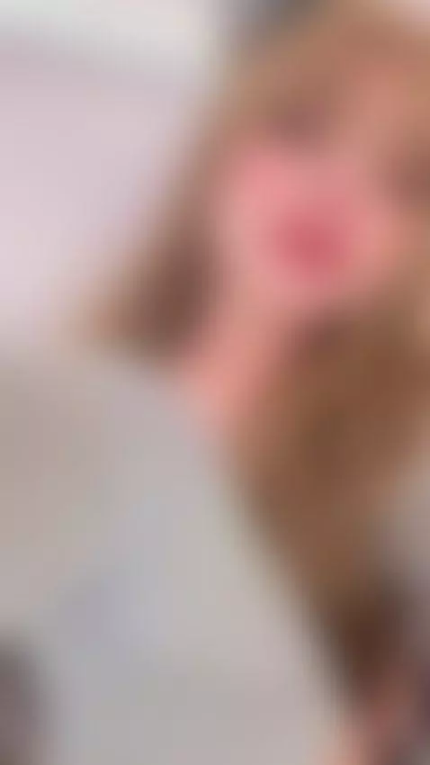 Grrr, grrr, eat me by andromeedaa