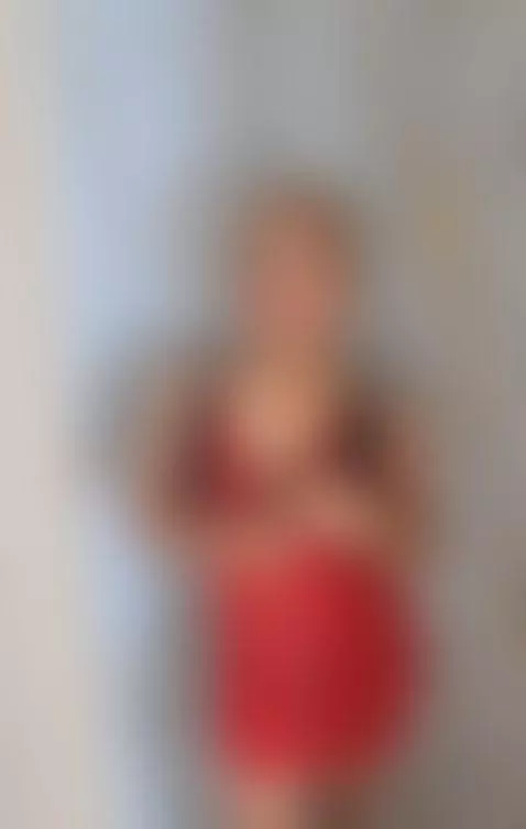 Stay, I’ll distract you💚💚 by kathylewis