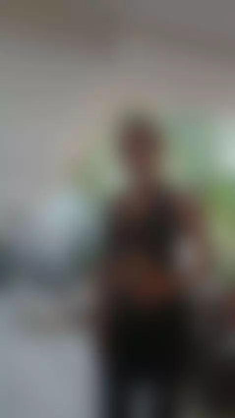 Let’s make a deal: you tip, and I’ll make you forget your na... by kathylewis