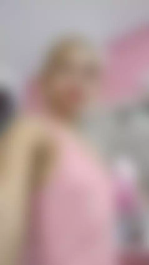 Me encantaría darte un motivo para malcriarme hoy… ¿Te anima... by kathylewis