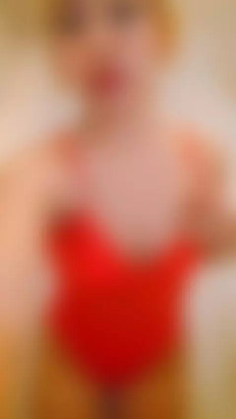 New energy, same goal — to keep you thinking of me 😏💭 by kathylewis