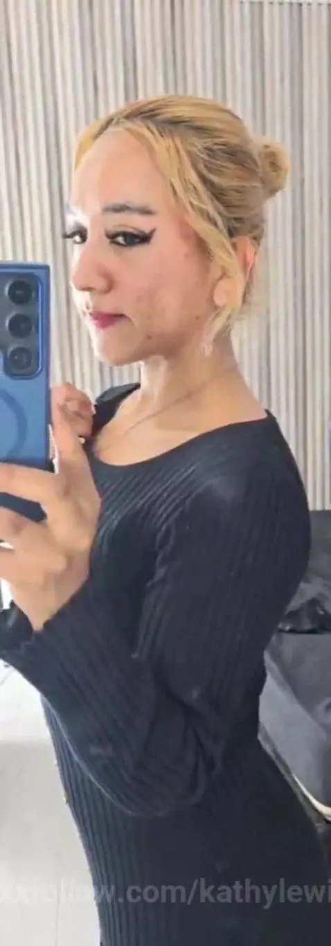 😉 You always say you want to talk to me… well, here I am wai... by kathylewis