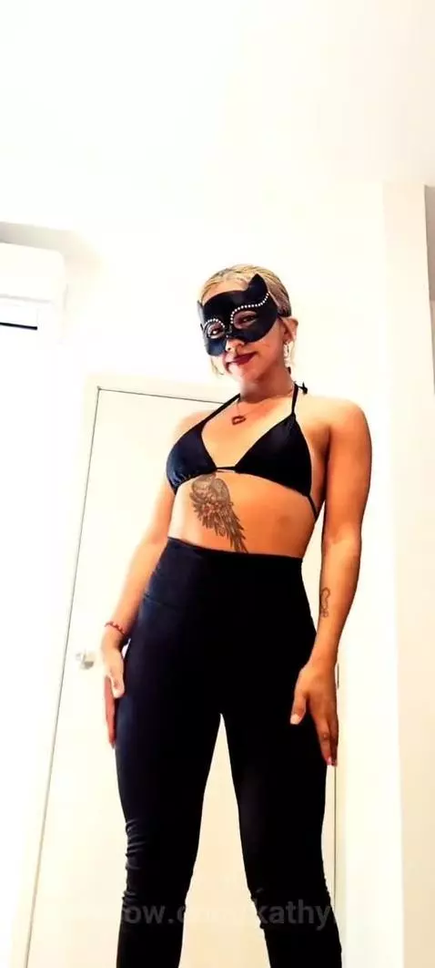 Sexy Catwoman wishes you a happy and sexy Halloween by kathylewis