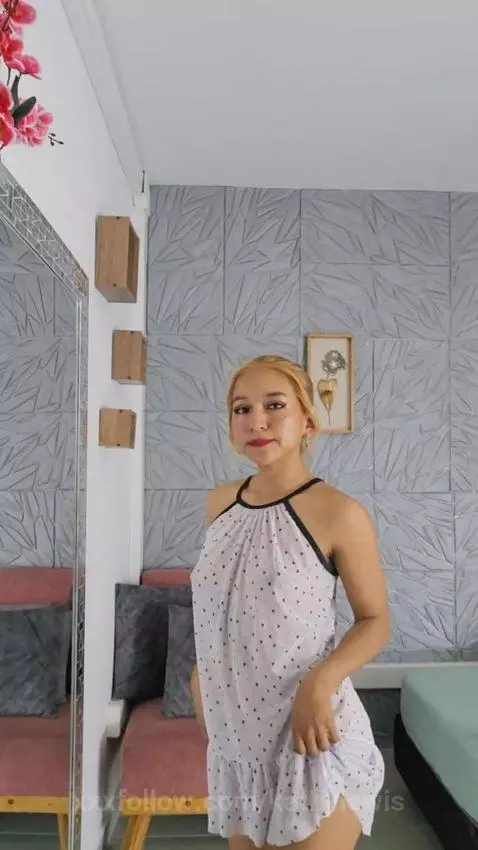 Sexy and sensual blonde is waiting for you 😍😜 by kathylewis