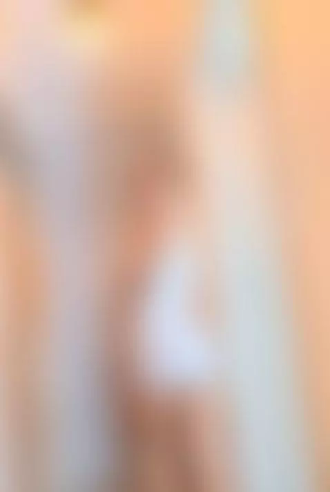 I love this little connection we have… it feels special😳😳😳 by kathylewis