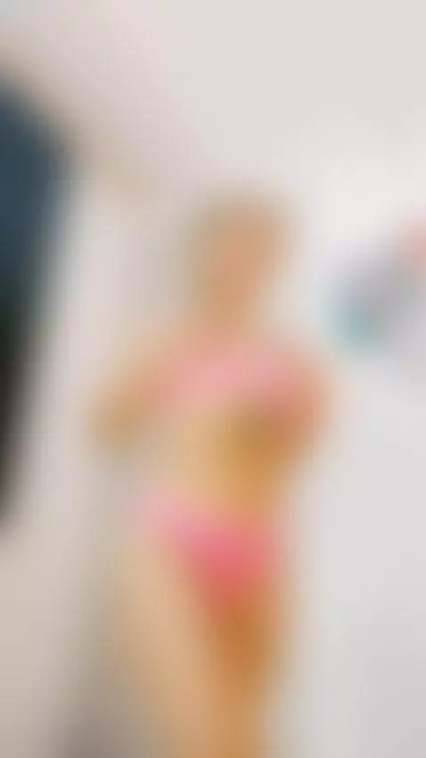 Happy Monday! I'm broadcasting, join in to start this week t... by kathylewis