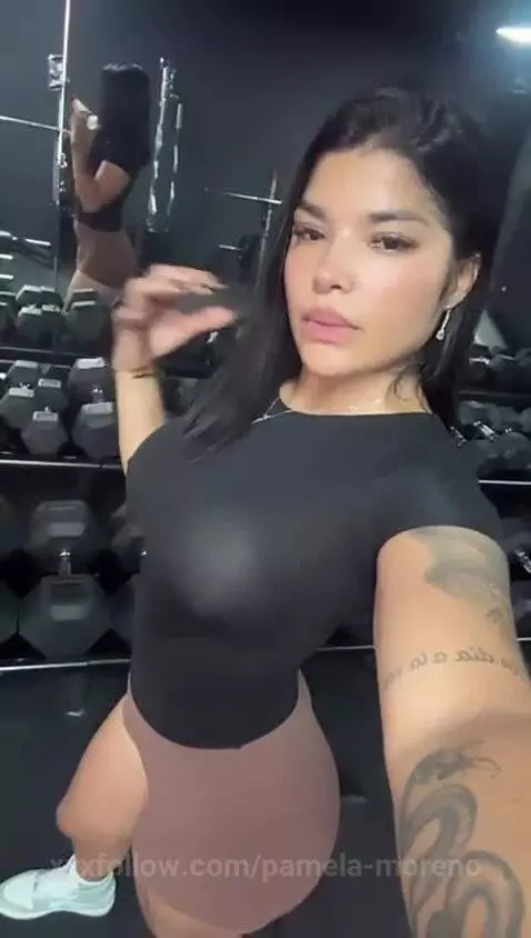 Do you think my body looks sexy? Come and make me squirt in ... by pamela-moreno