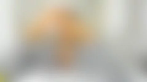 Touch my pussy and lick my feets🍑 by pamela-moreno