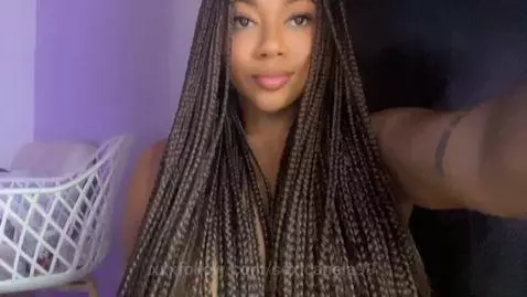 I send you a kiss by sexicanela99