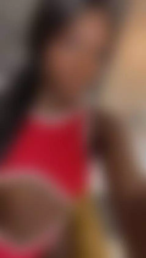 ONLINE NOW by nainadeivis