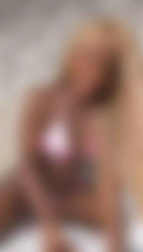 Your latin ebony is online by nainadeivis