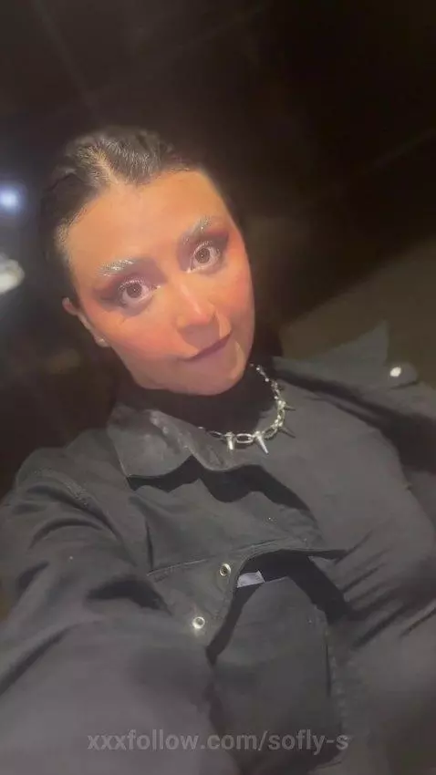 Dripping in desire, wrapped in elegance. by sofly-s