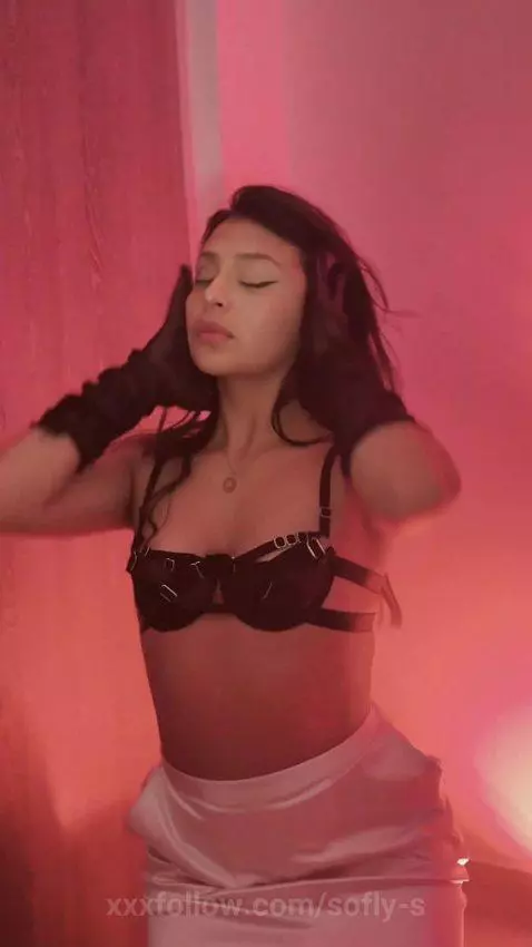 Sexy Friday, high mood, scanty clothes 😈 by sofly-s