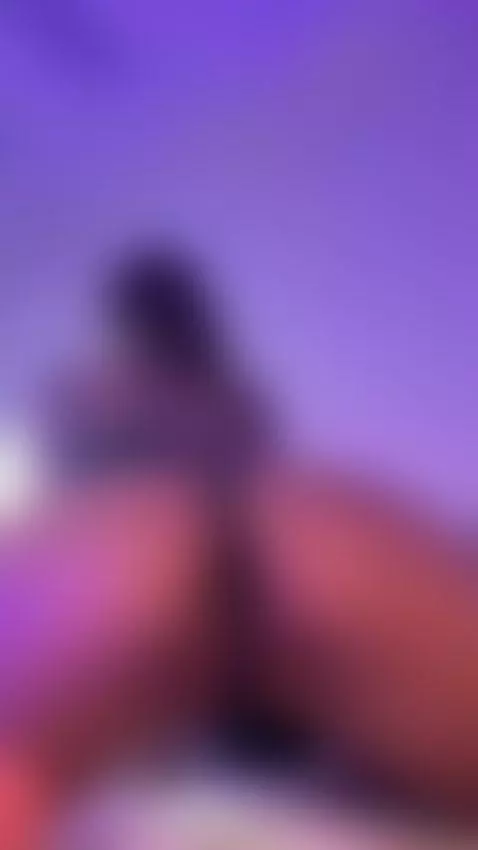 If I start twerking... I don't respond 😈 by sofly-s