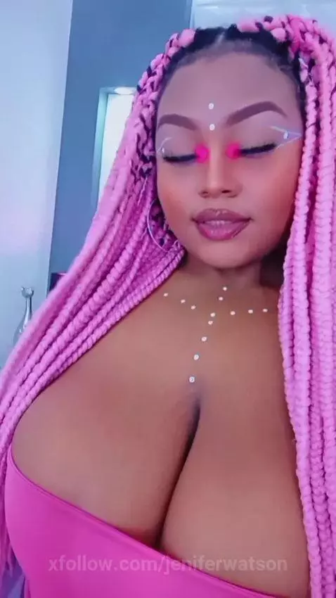 Pink Day- Touch me!!
https://www.camsoda.com/jeniferwatson by jeniferwatson