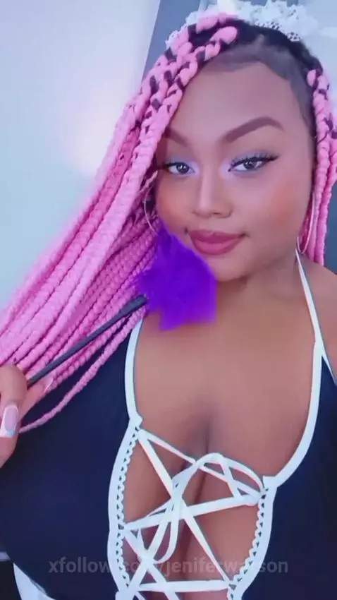 This maid is ready to shake off all that dust that she has a... by jeniferwatson