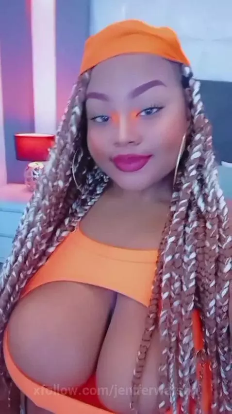 Horny Friday 🧡
https://www.camsoda.com/jeniferwatson by jeniferwatson