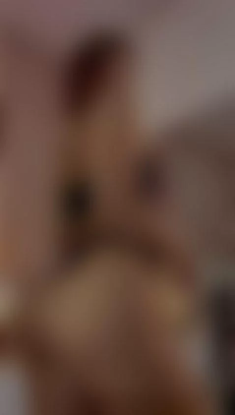 Weekend vibes, wanna dance? by iris-jenner