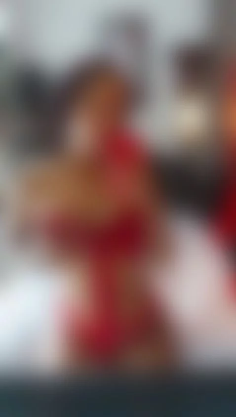 Online and ready to take your cock by beckyrose