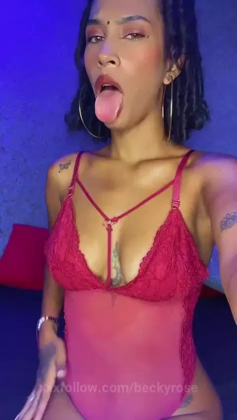 Come here!! by beckyrose