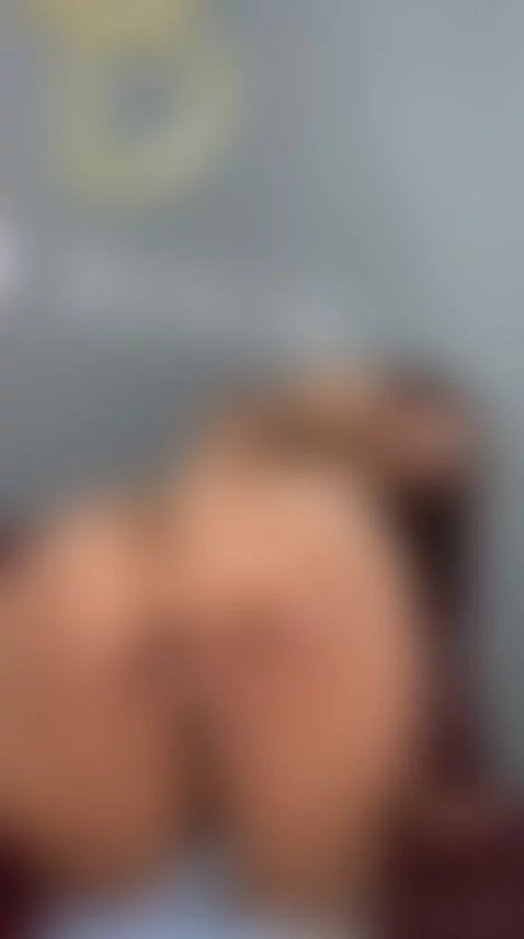 Lower my shorts and make me yours by liavelez