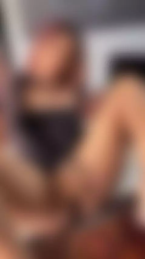 I masturbated in front of my boss by liavelez