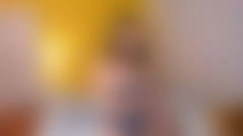 Veryyy hooottt !! by emilyyramirez