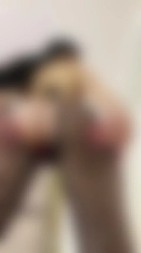 I want to put my juicy ass in your face by saorifox