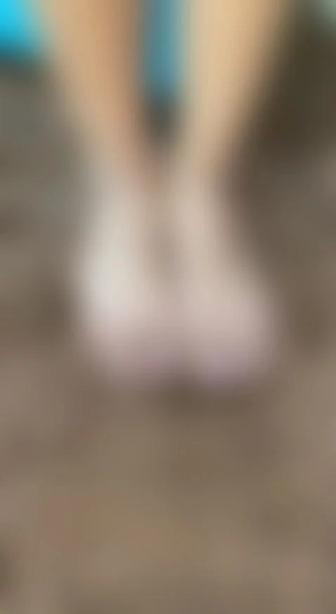 My feet by victoria-vega1