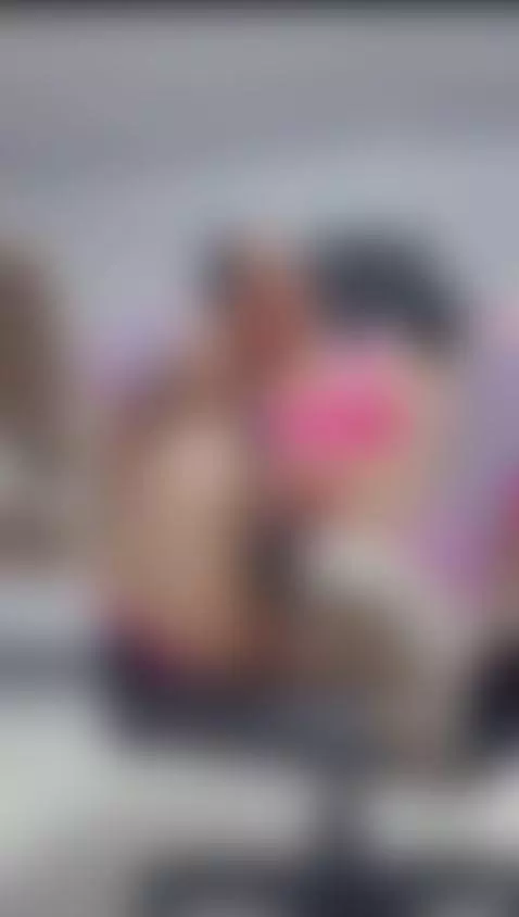 In this chair wanna your fuck me.🤤🤭 by niky-smit