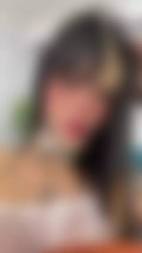 Do you want to feel my big cock in your ass and then you can... by melinaparker-1